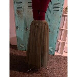New Boutique skirt size medium